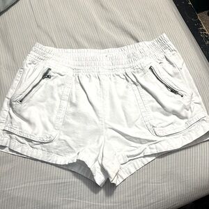 White aerie stretch waist shorts